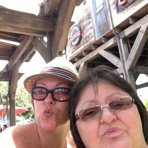 Meet your Posher, Judi